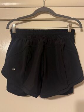 Lululemon Running short in like-new condition